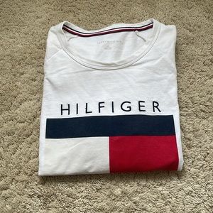 Tommy Hilfiger sweater. NWOT.